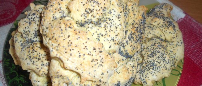 Печенье плетеное