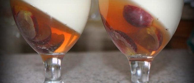 Десерт из рикотты и виноградного желе