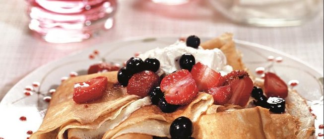 Блины с ягодами