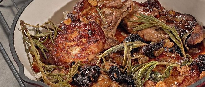 Свинина с фруктовым соусом