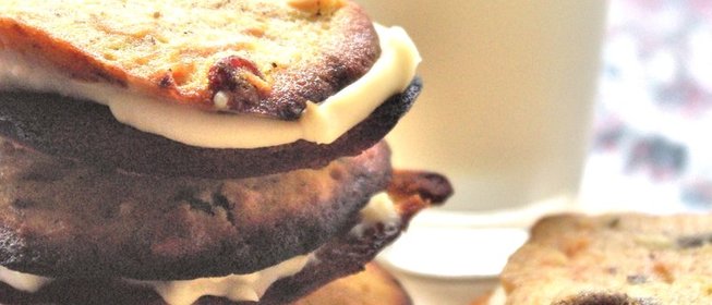 Морковное печенье с сырным кремом