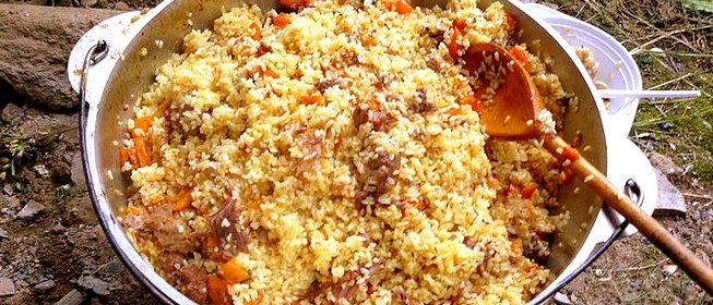 Плов с тушенкой