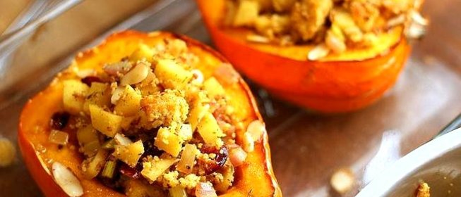 Яблочно-луковая запеканка в сквоше