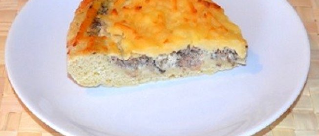 Пицца «Сайран» с сайрой, ананасами и соусом с бальзамическим белым уксусом