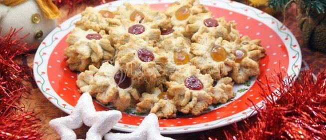 Новогоднее ореховое курабье