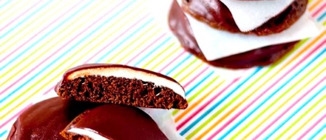 Печенье с зефирной начинкой и шоколадной глазурью