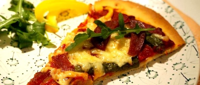 Легкая пицца