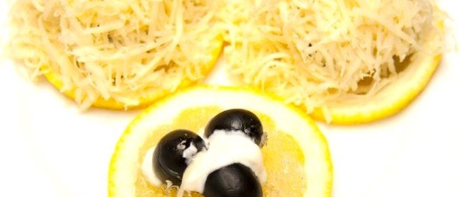 Лимонные ломтики с сыром