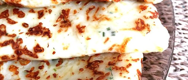 Сырные блины с укропом