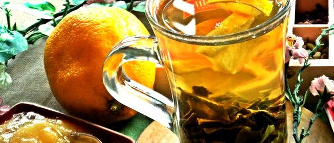 Зеленый чай с медом и лимоном