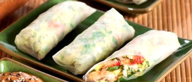 Вьетнамский ролл с крабом, манго и имбирем