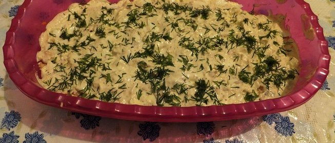 Салат мимоза с консервированной горбушей