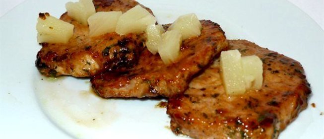 Свинина с ананасом