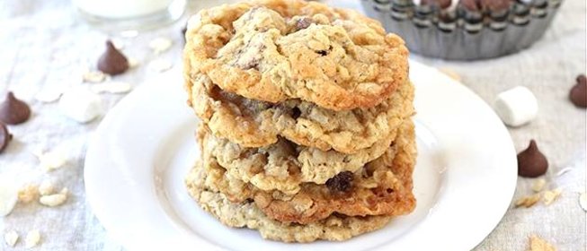 Печенье с овсяными хлопьями и шоколадом