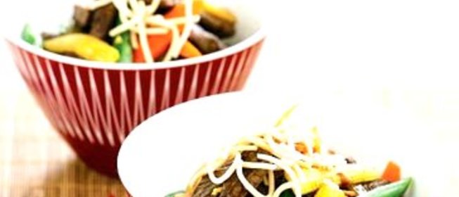 Говядина с лапшой