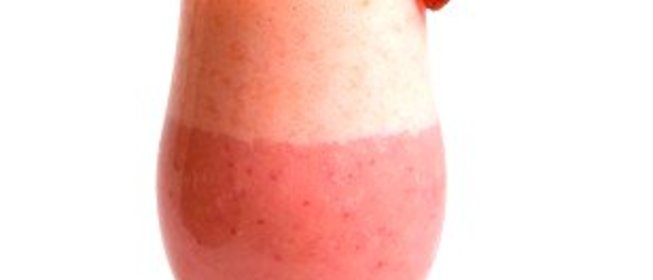 Клубнично-банановый смузи