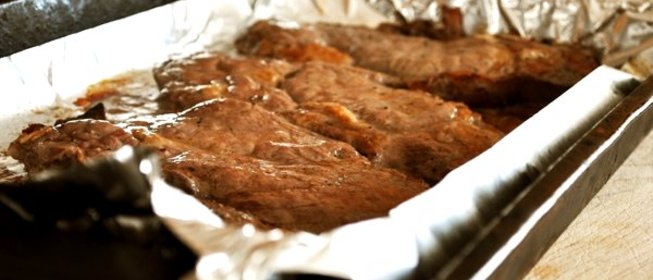 Говядина на кости в духовке