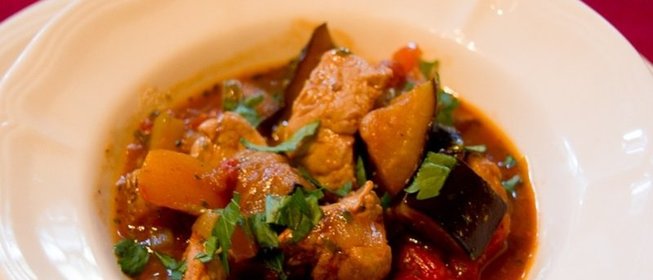 Свинина с помидорами и баклажанами