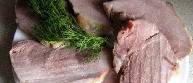 Свинина вареная