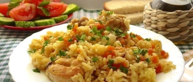 Плов с курицей и овощами
