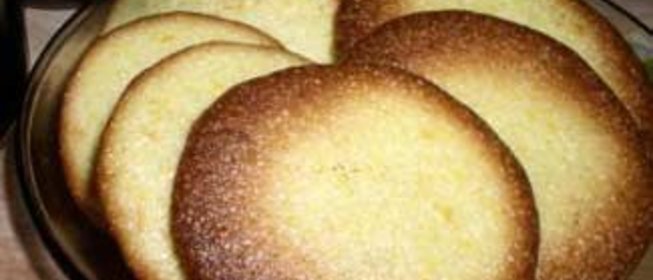 Апельсиновое печенье из поленты к кофе