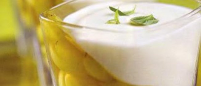 Виноград в желе из йогурта