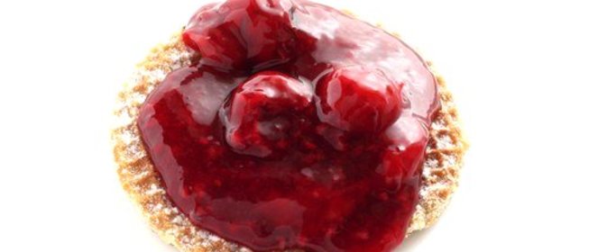 Теплый ягодный компот (соус для мороженого и пирогов)