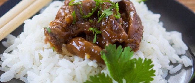 Говядина по-тайски с арахисом