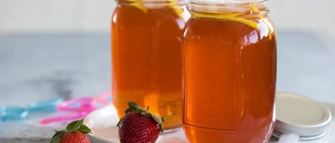 Холодный клубничный чай