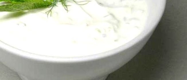 Сметанный соус с чесноком (Цехтон)
