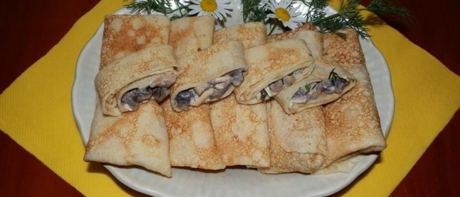 Блины с грибами и сыром