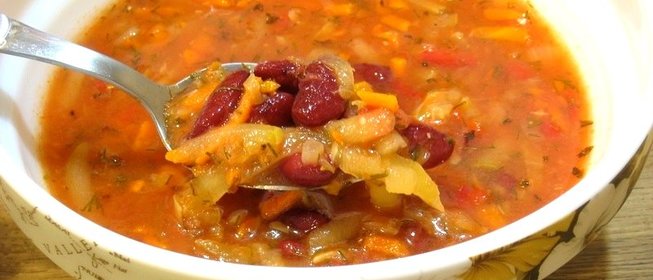 Постные щи с фасолью