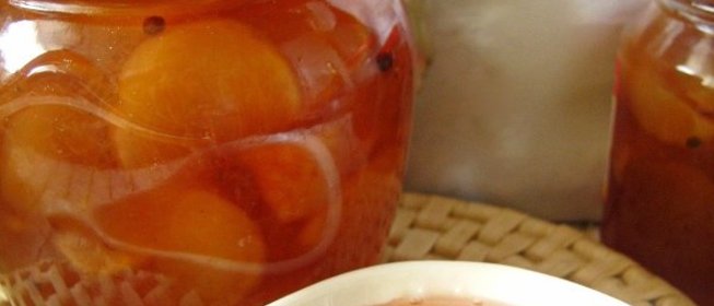 Варенье из инжирного персика с лимоном и розовым перцем