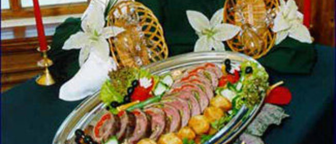 Knight meal. Рыцарское блюдо. Говядина фаршированная сладким перцем и сыром