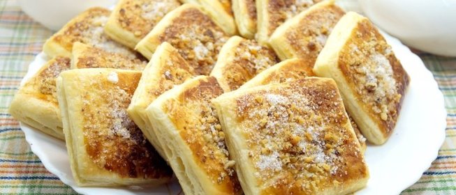 Слойки из слоеного теста «Ореховые»