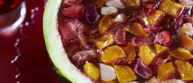 Фруктовое желе в арбузе