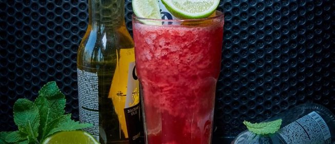 Фирменный коктейль Текила малина