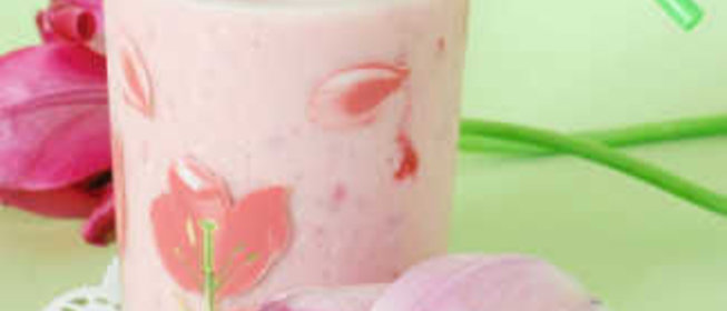 Кефирный смузи с вишней