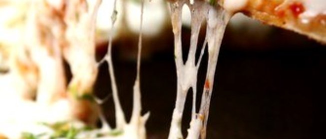 Пицца с фетой и базиликом