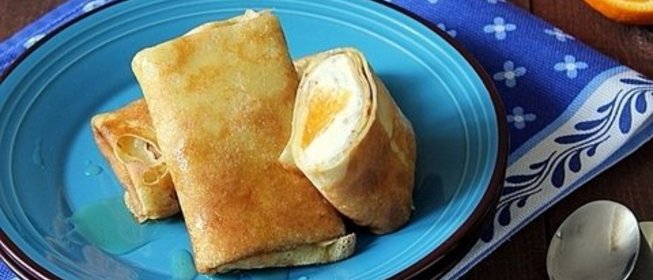 Апельсиновые блинчики с творогом