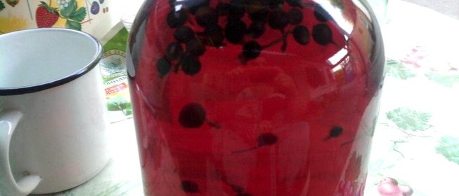 Компот из черной смородины на зиму