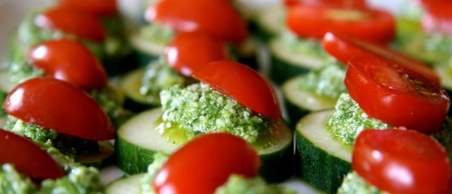 Канапе с песто