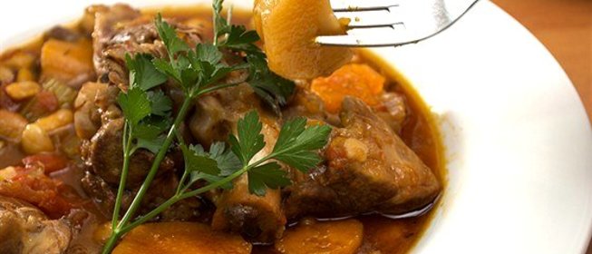 Мясное рагу с капустой