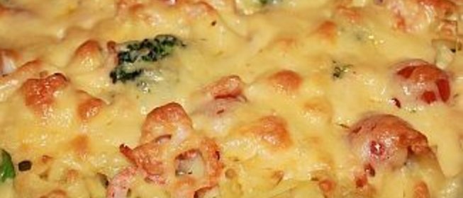 Запеканка с брокколи и креветками