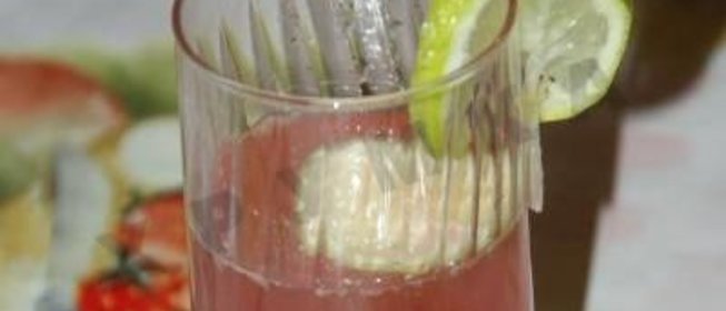 Компот из клубники