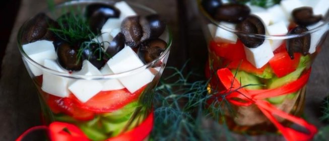 Салат с тунцом и овощами