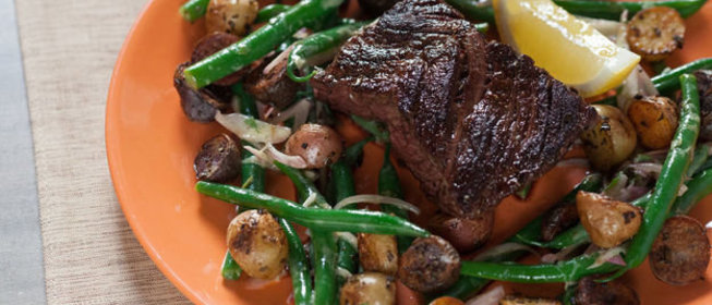 Свинина с картофелем и стручковой фасолью