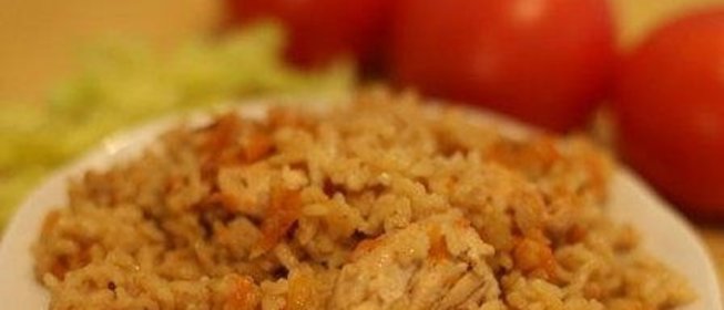 Плов в духовке на противне