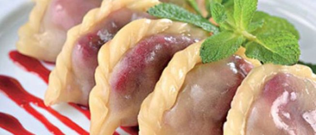 Вареники с вишней на ледяной воде