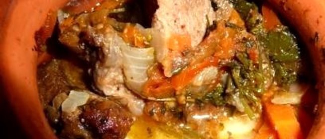 Говядина в горшочках с картошкой